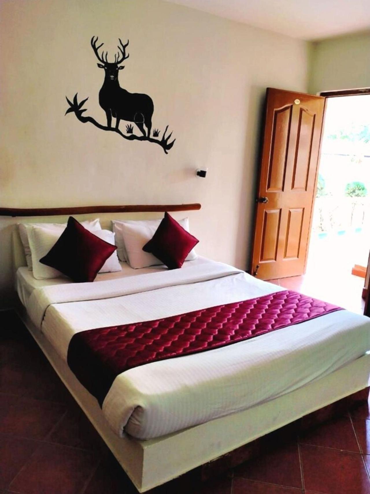 The Country Club Wildlife Resorts Bandipur Exterior photo